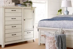Briar Lake Door Chest