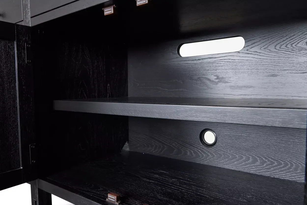 Everett Media Console