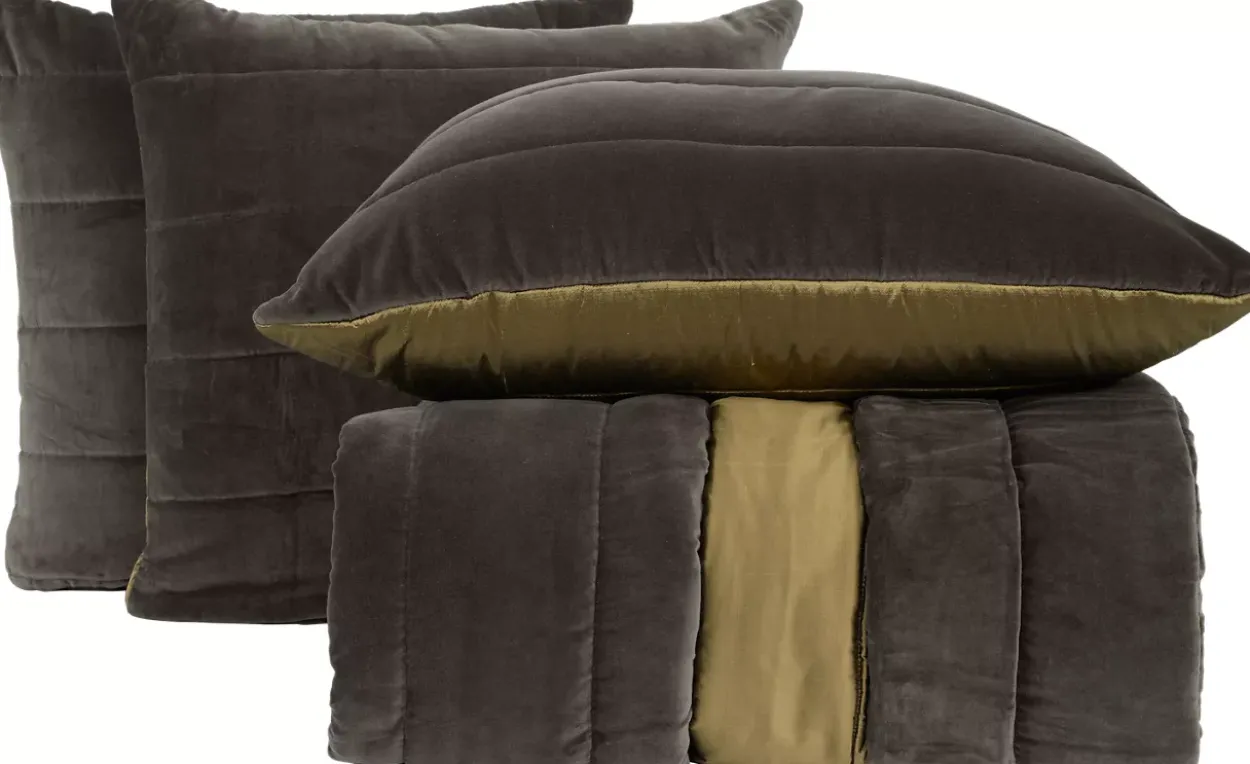 Godfrey Quilt Ensemble