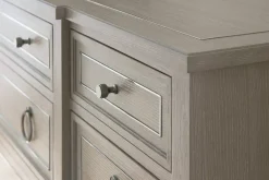 Hyde Park Dresser