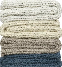 Oslo Throw