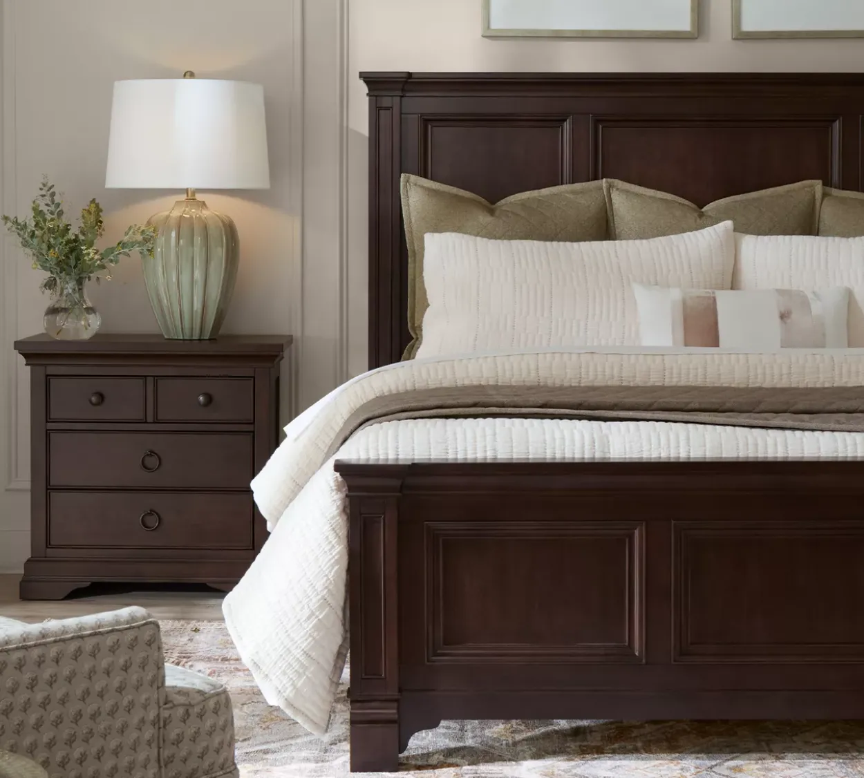 Richmond Bed