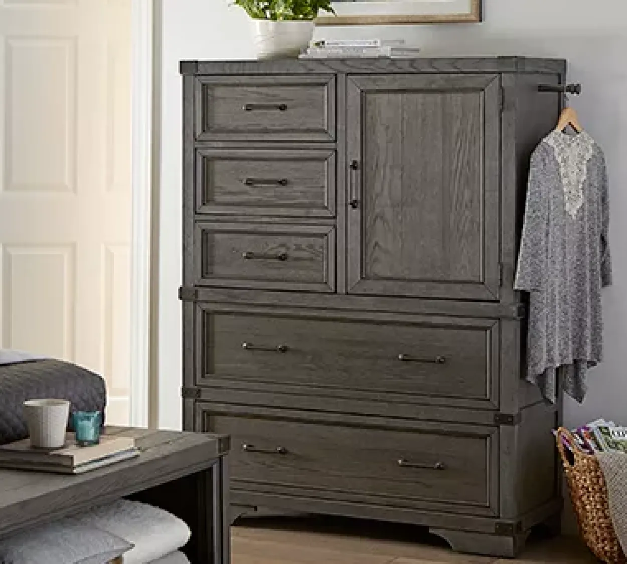 Vickery Creek Door Chest