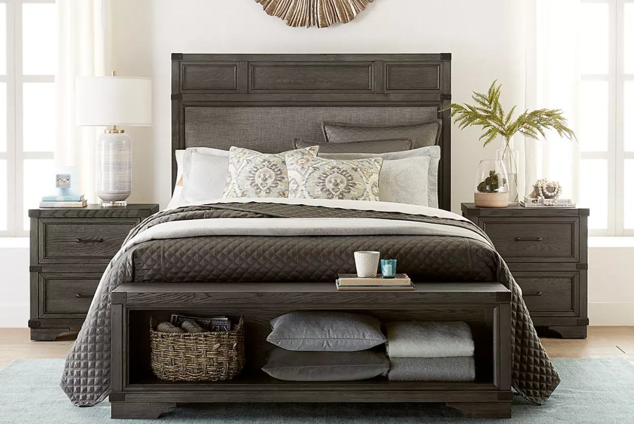 Vickery Creek Upholstered Bed