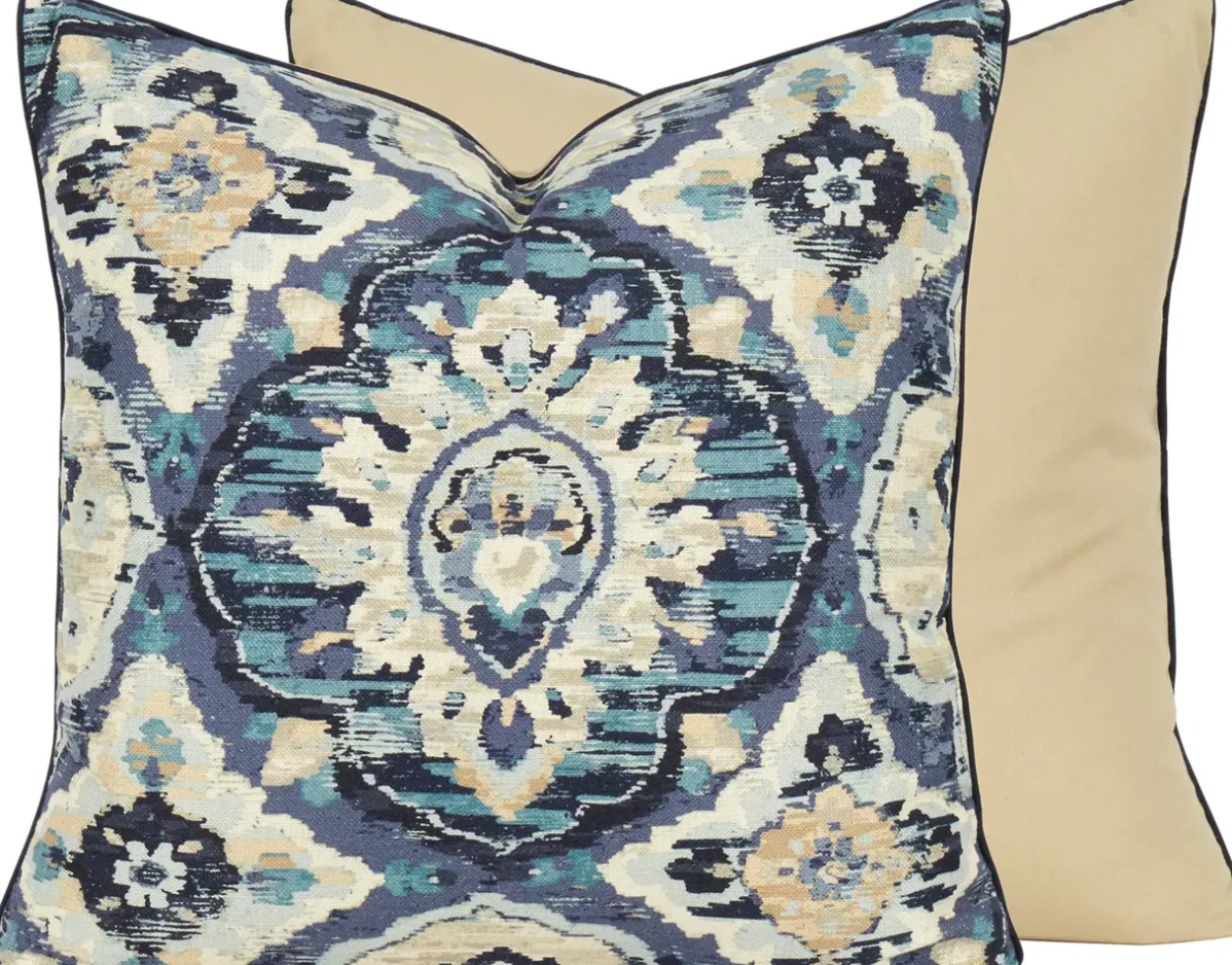 Zari Pillow